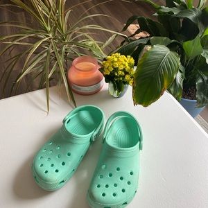 green crocs 🌙